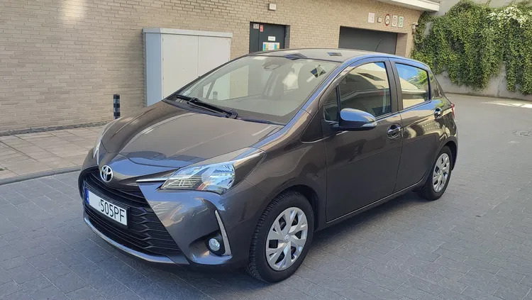 samochody osobowe Toyota Yaris cena 53000 przebieg: 39400, rok produkcji 2017 z Giżycko